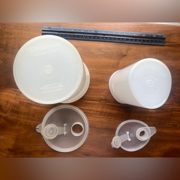 Vintage White Tupperware ,Two Store and Pour with Lids, Tupper Seal, Sweet Saver - Picture 3 of 6